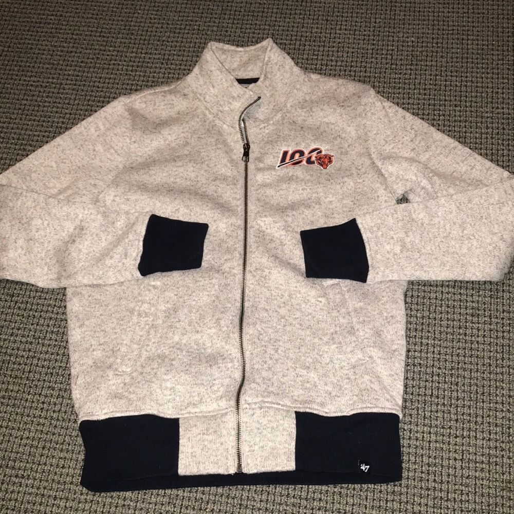 Chicago Bears 100years 47 Men’s Heather Gray Bomber Jacket with Navy Trim‎